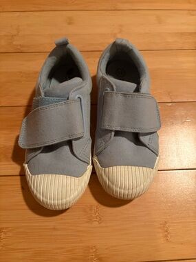 Cat & Jack Light Blue Canvas Velcro Sneakers for Kids